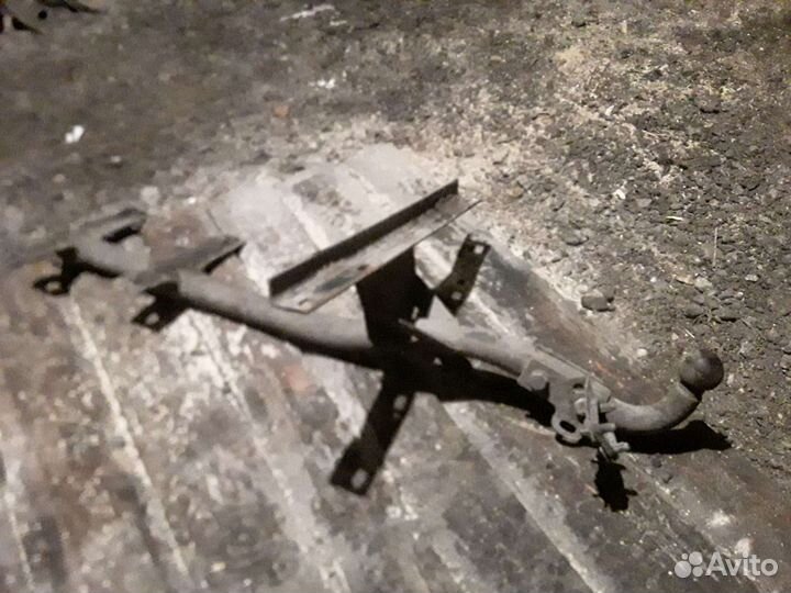Продам фаркоп на 2107-10- 2121