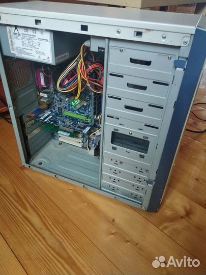 Компьютер, монитор, клавиатура, мышь