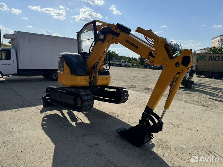 Мини-экскаватор Komatsu PC30UU-5, 2015