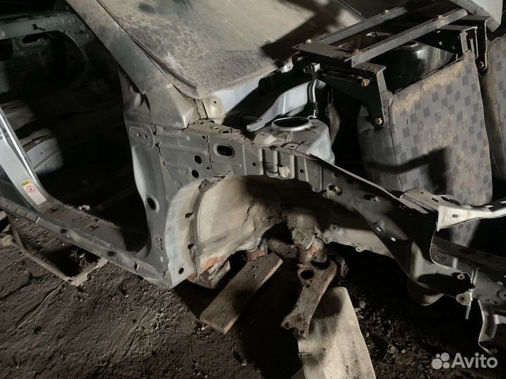 Кузов toyota avensis