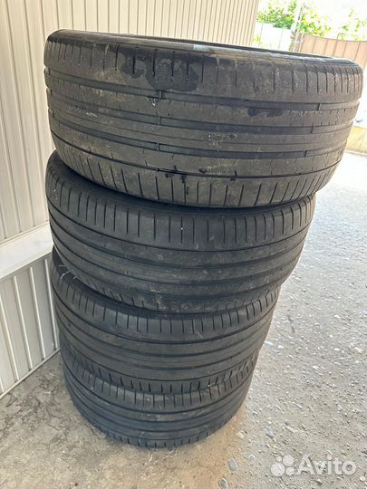 Pirelli P Zero 315/35 R21