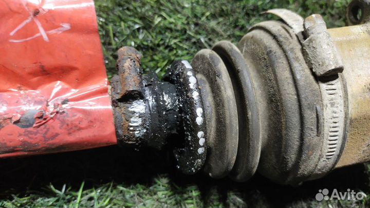 Привод передний Audi A4 B7