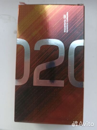 Escentric molecules 02