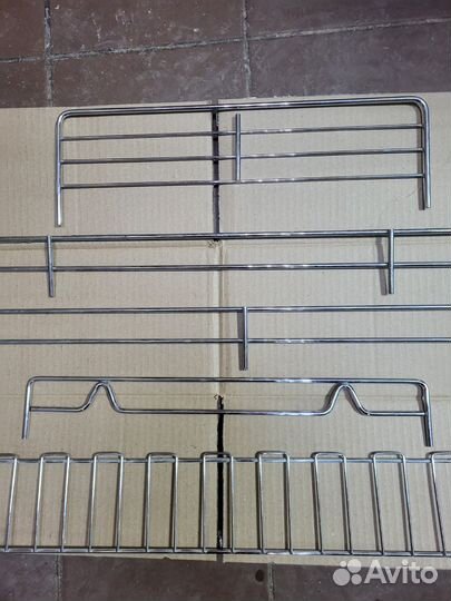 Крючки и ограничители для торговых стеллажей