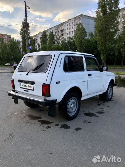 LADA 4x4 (Нива) 1.7 МТ, 2006, 125 000 км