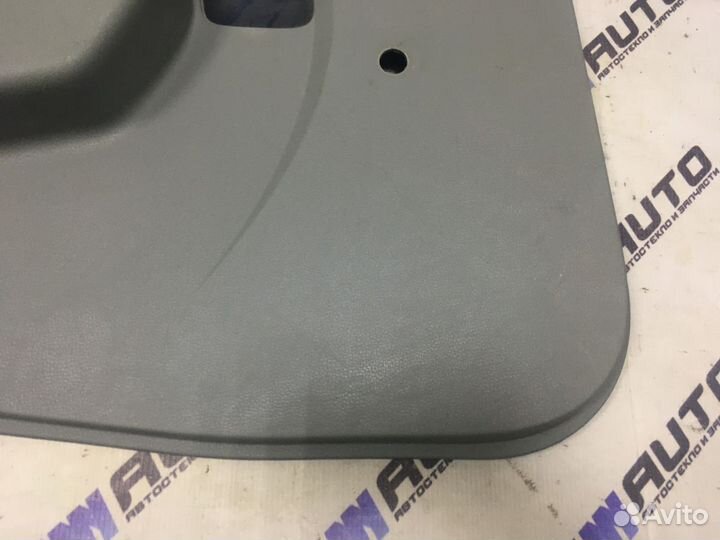 Обшивка двери задней левой Рено Логан