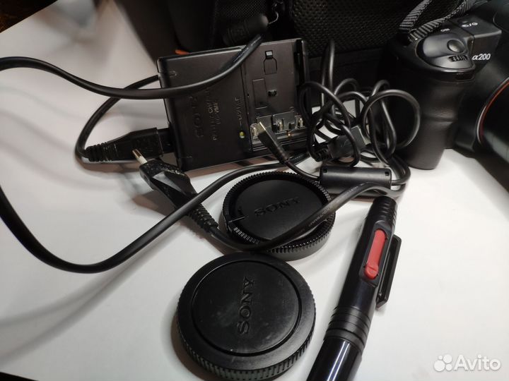 Фотоаппарат Sony Alpha dslr-A200W