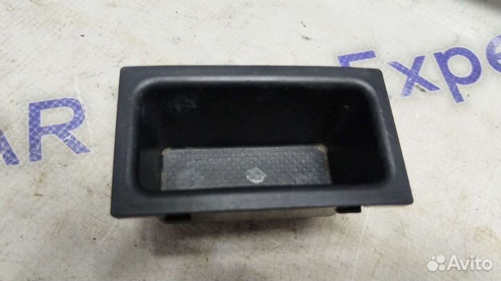 Бардачок передней консоли Mitsubishi Lancer 10