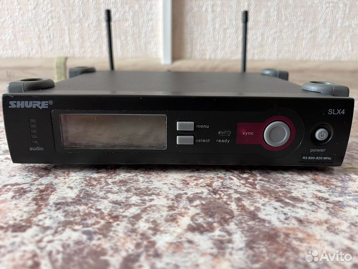 Радиомикрофон Shure SM-58 SLX2/SLX4