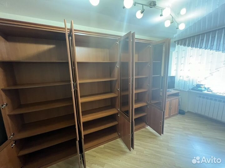 Шкаф стенка кабинет