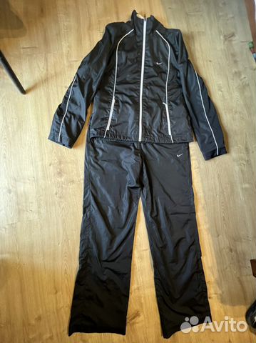 Спортивный женский костюм nike