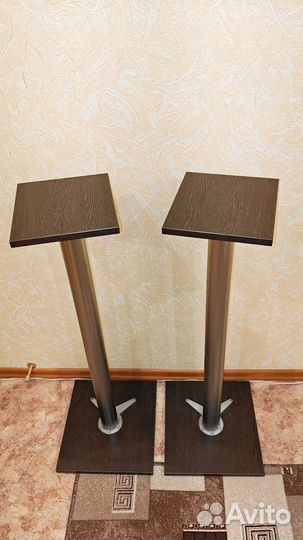 Стойки для полочной акустики