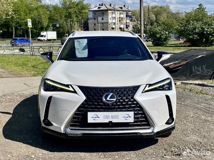 Lexus UX 2.0 CVT, 2018, 18 774 км