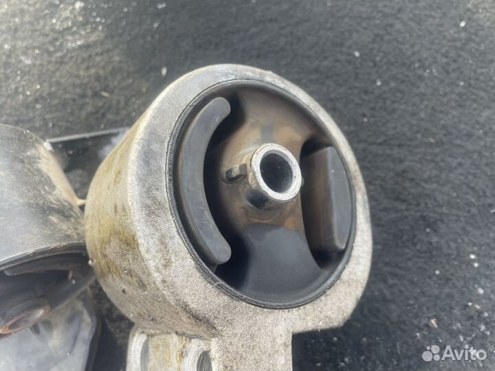 Подушка двигателя hyundai accent