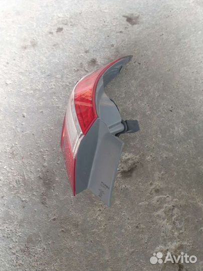 Toyota corolla 13- фонарь задний левый