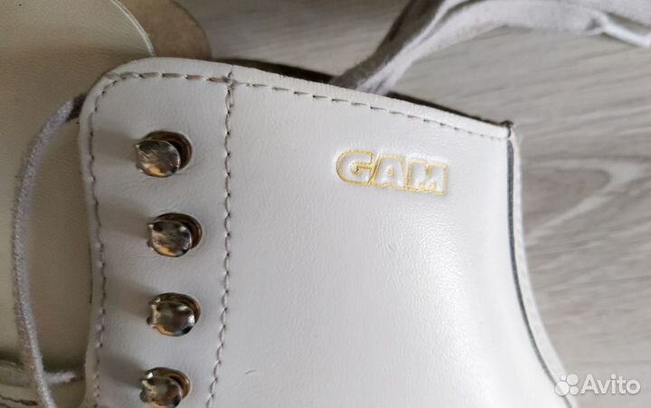 Фигурные ботинки GAM