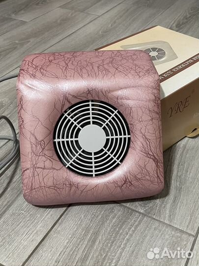 Вытяжка (пылесос) для маникюра и наращивания