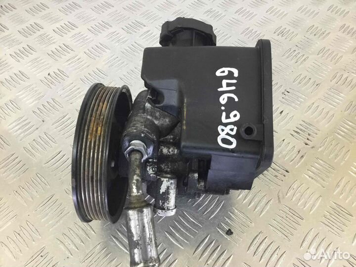 Насос гидроусилителя руля Mercedes Vito (Viano) 60