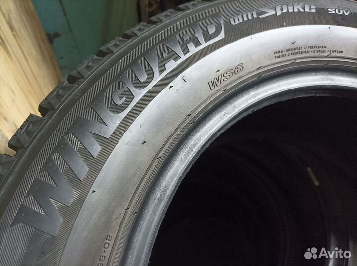 Roadstone Winguard WinSpike SUV 255/55 R18