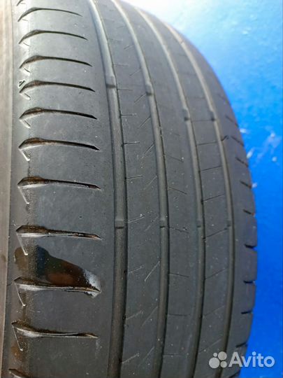 Bridgestone Alenza 001 225/65 R17 102H