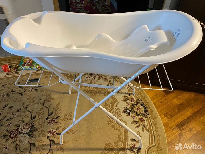 Детская ванночка с горкой на подставке