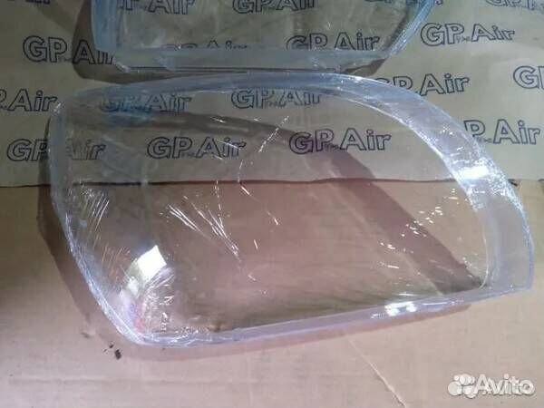 Стекло фары Kia Sportage II (2004-2008)