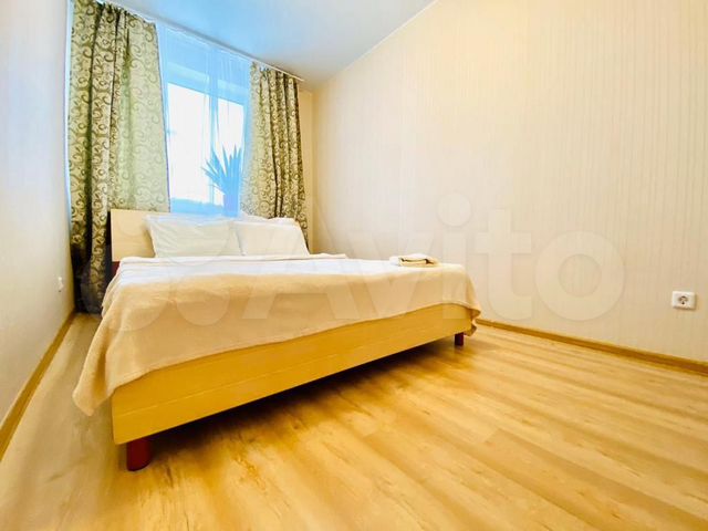 2-к. квартира, 70 м², 2/9 эт.
