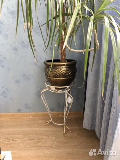 Подставка для цветов