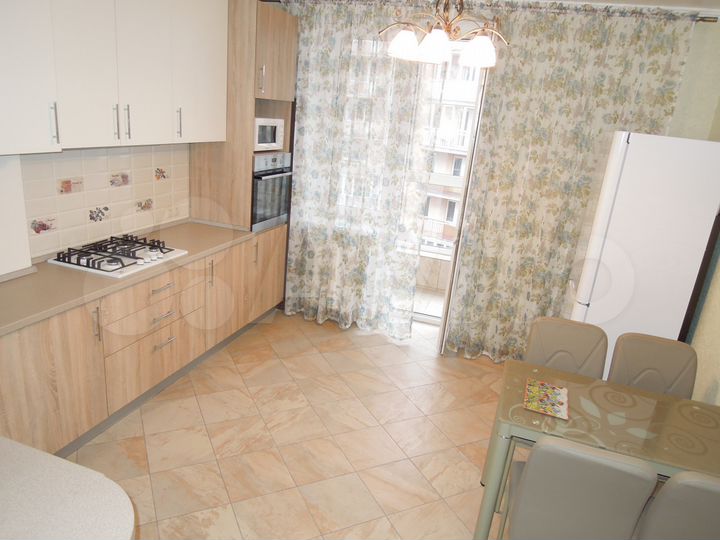 2-к. квартира, 78 м², 5/9 эт.