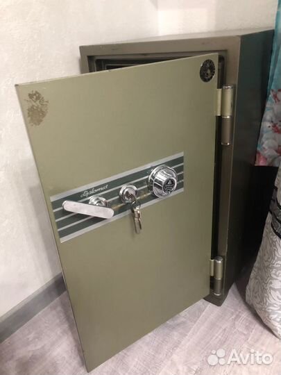 Сейф diplomat