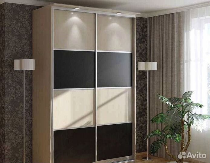 Шкаф купе разных цветов