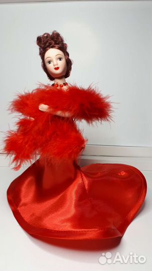 Кукла фарфоровая коллекционная