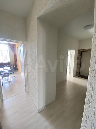 2-к. квартира, 60 м², 4/4 эт.