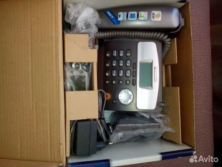 Продам телефон