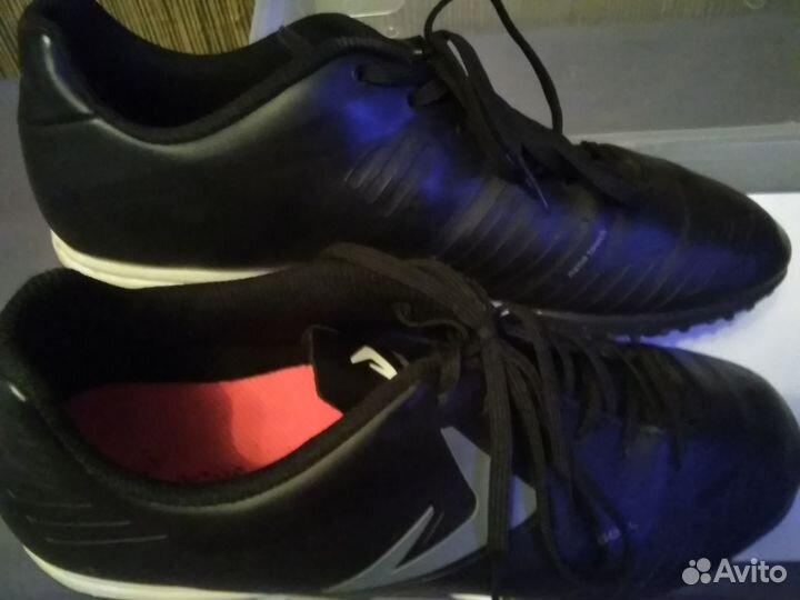 Футбольные бутсы demix 45 размер nano touch