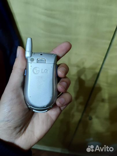 Lg L1100