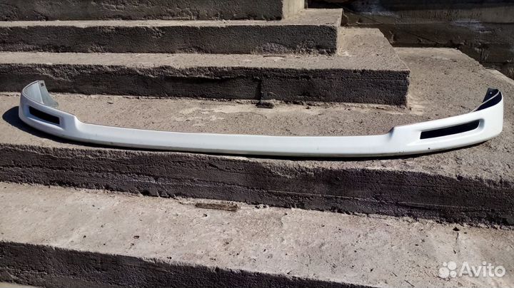Губа накладка на бампер nissan elgrand е51
