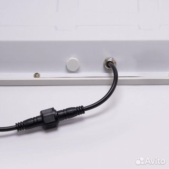 Светильник встраиваемый для ванной светодиодный