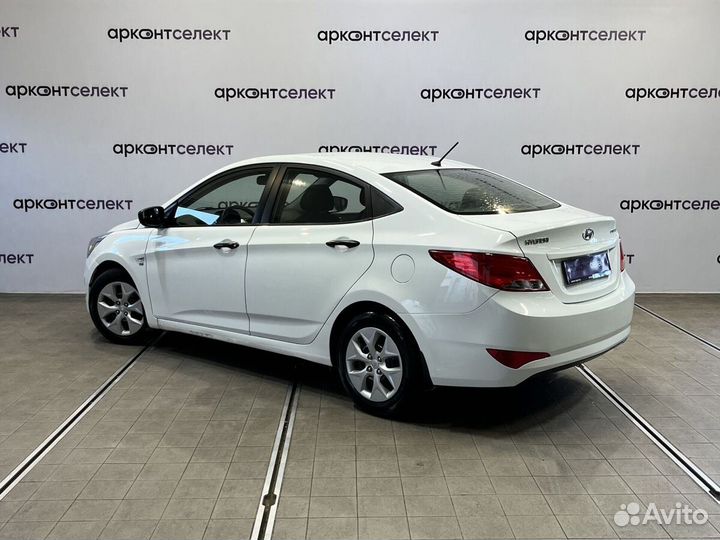 Hyundai Solaris 1.6 AT, 2015, 196 150 км