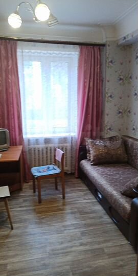 Комната 13 м² в 3-к., 1/2 эт.