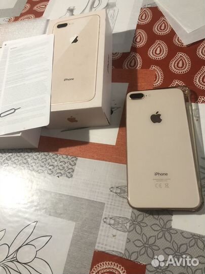 iPhone 8 Plus, 64 ГБ