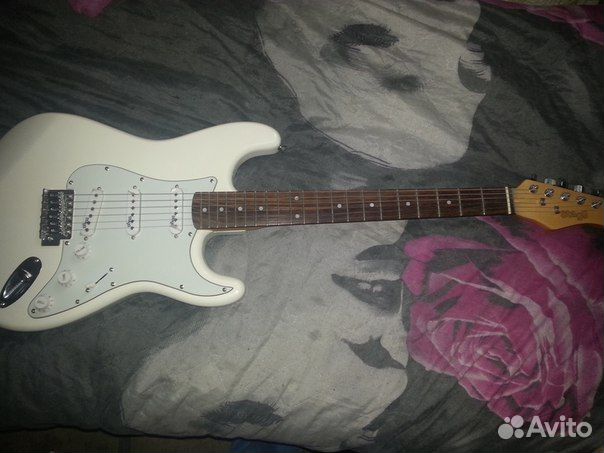 Продам гитару