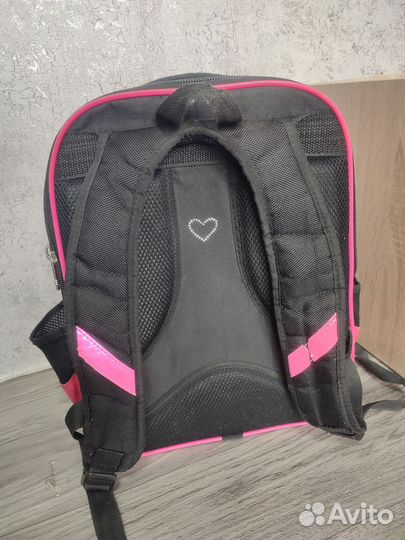 Портфель школьный для девочки