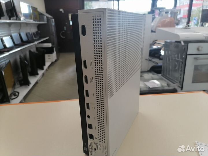 Игровая приставка Xbox One S 500 Gb (Дбр)