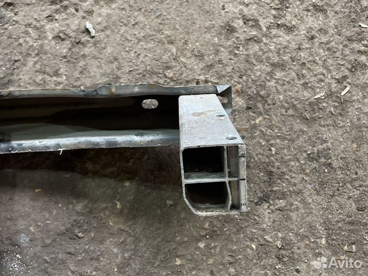 Усилитель бампера задний Ауди А4 В8