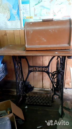 Швейная машина Singer