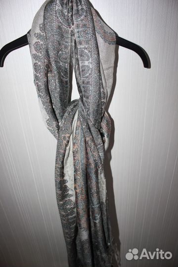 Палантин Zarina