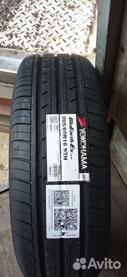 Yokohama BluEarth-ES ES32 205/60 R16