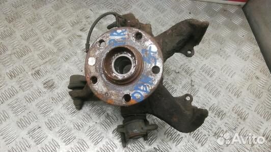 Ступица передняя правая skoda octavia A5 (ODN57N90