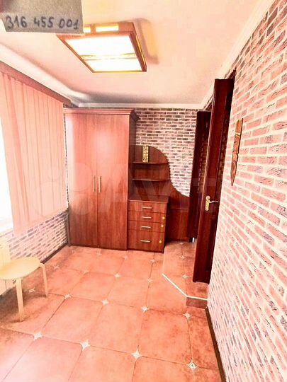 2-к. квартира, 80 м², 1/5 эт.